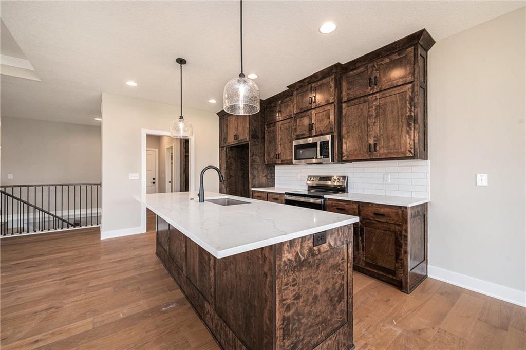 462 Green Drive — photo 11