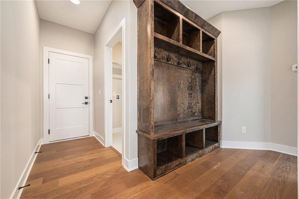 462 Green Drive — photo 14