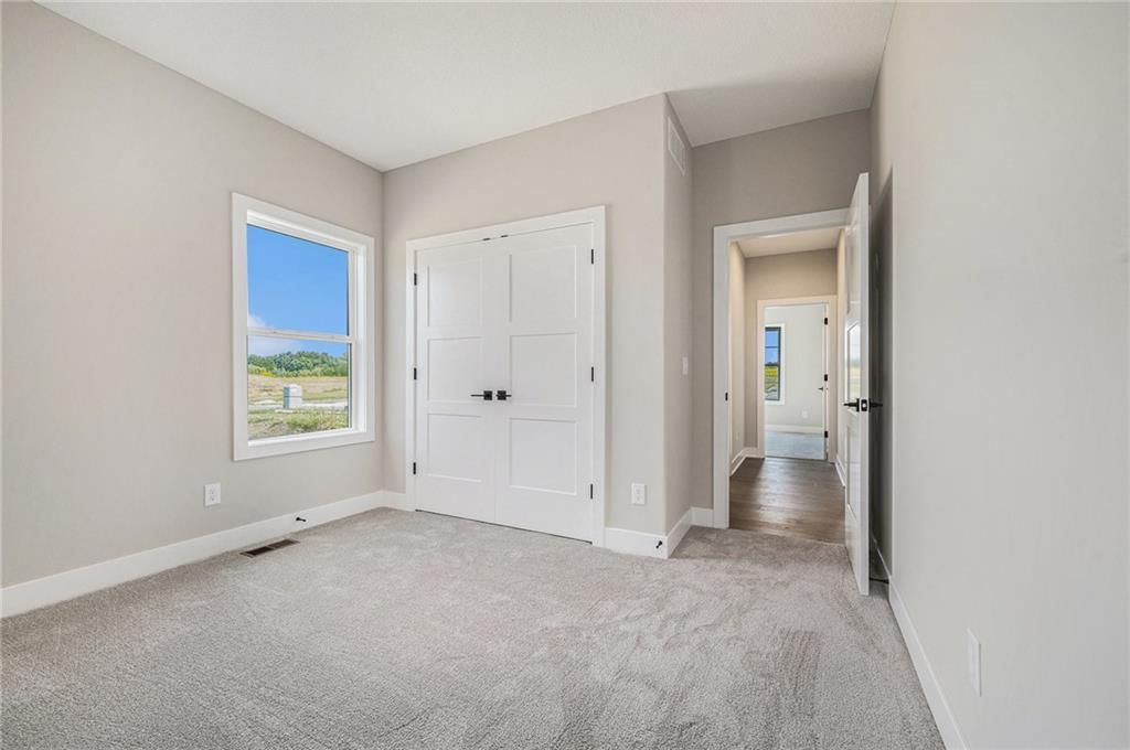 462 Green Drive — photo 23