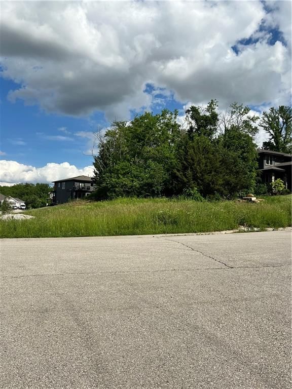 360 S Overlook Street — photo 2