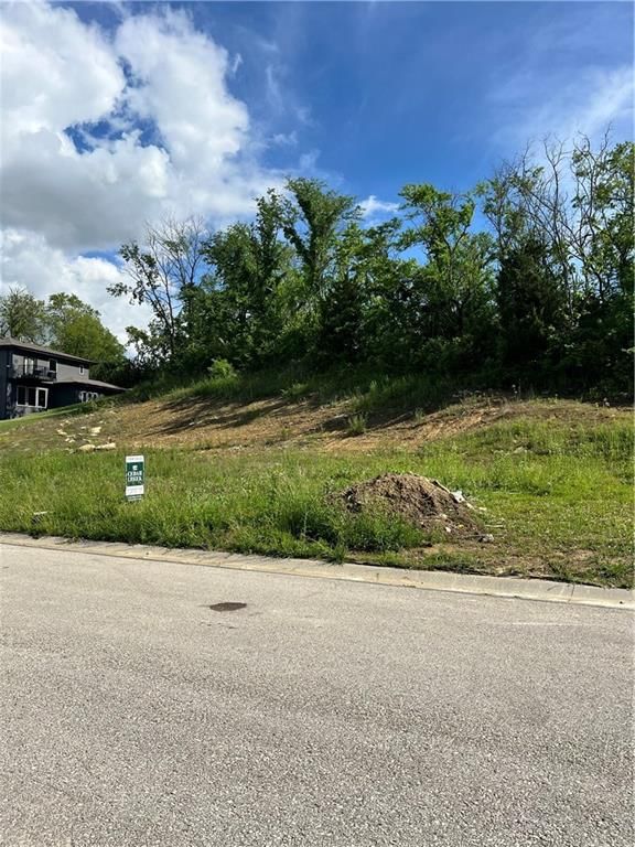 360 S Overlook Street — photo 3