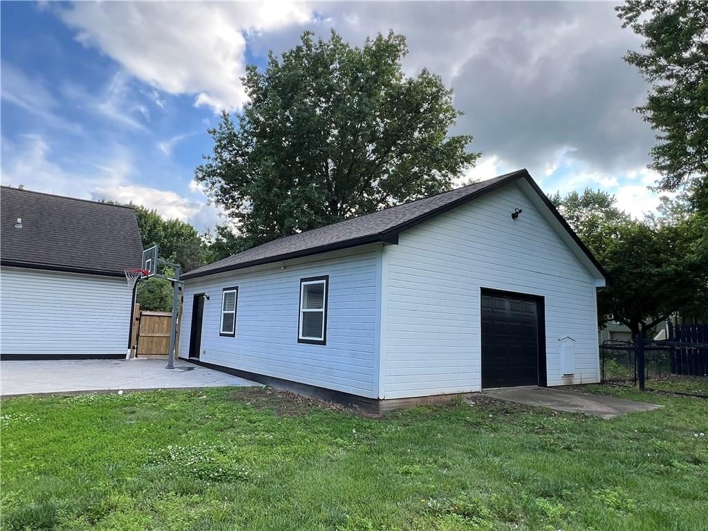 5600 W 163rd Terrace — photo 46