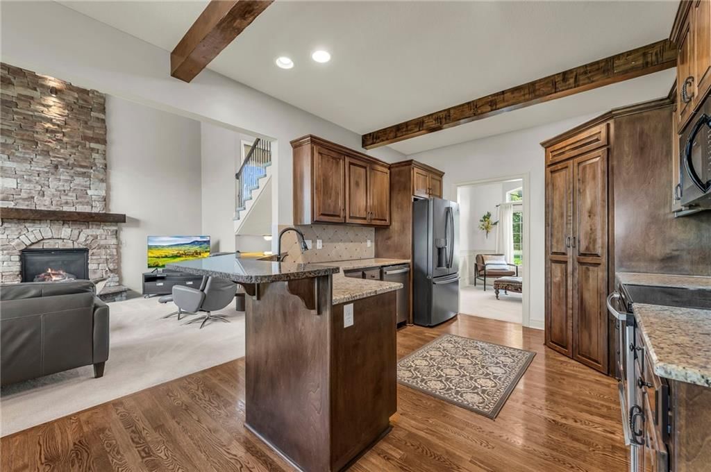 Photo 8 of 61 - 2301 NE 110th Street