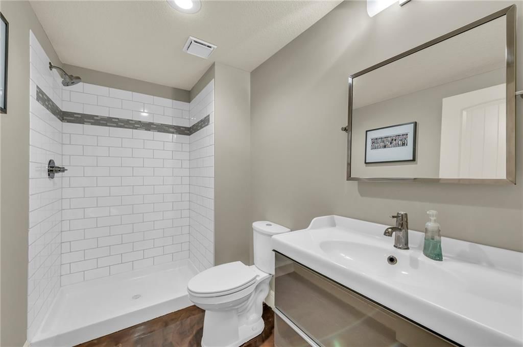 Photo 45 of 61 - 2301 NE 110th Street