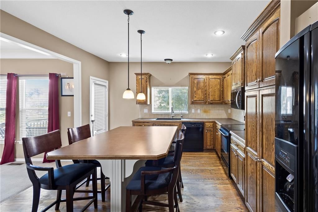 Photo 11 of 28 - 2133 W Ferrel Drive