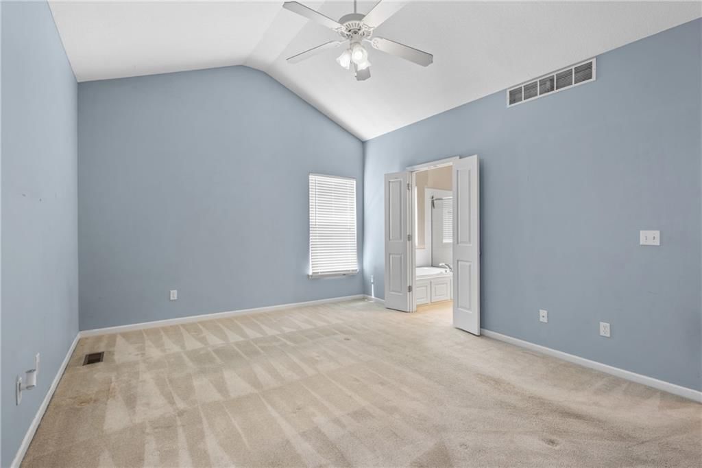 Photo 13 of 28 - 2133 W Ferrel Drive