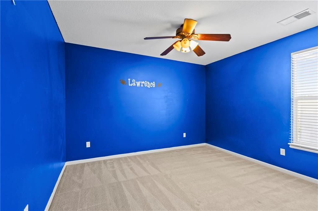 Photo 16 of 28 - 2133 W Ferrel Drive