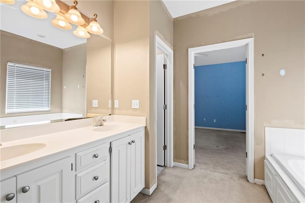 Photo 23 of 28 - 2133 W Ferrel Drive