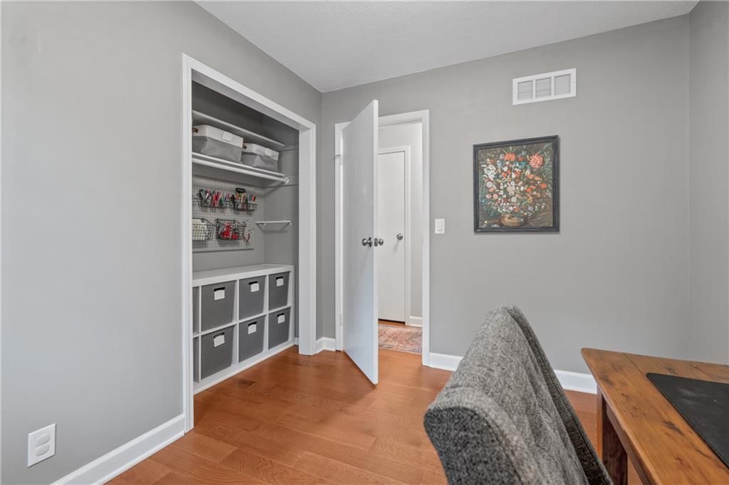 7106 Cody Street — photo 22