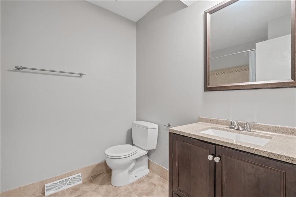 7106 Cody Street — photo 23