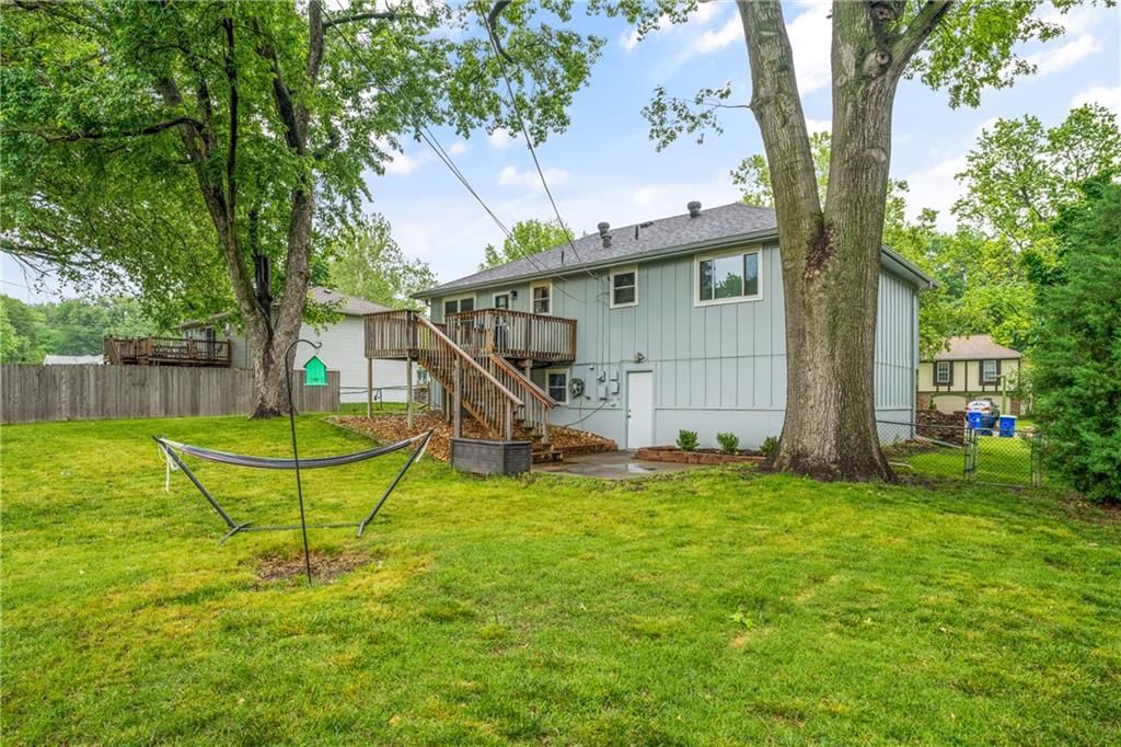 7106 Cody Street — photo 36
