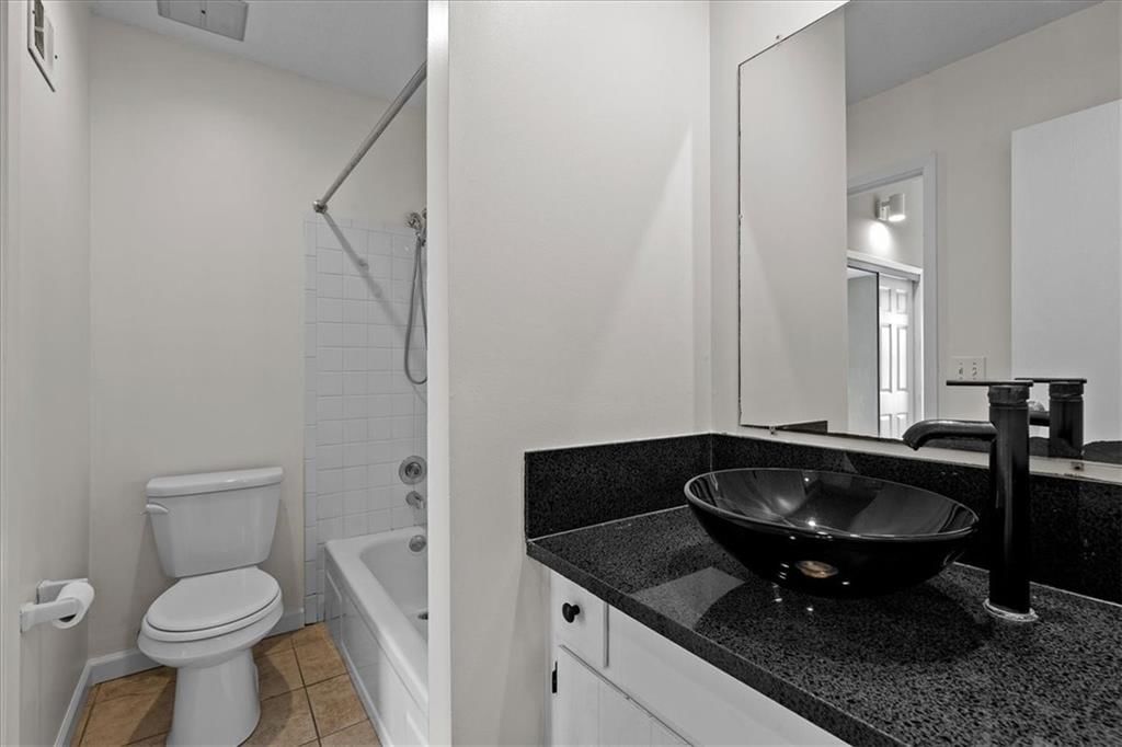 8605 W 109TH Street — photo 14