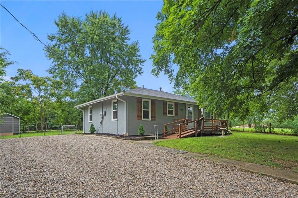 Photo 5 of 26 - 908 N 8th Street