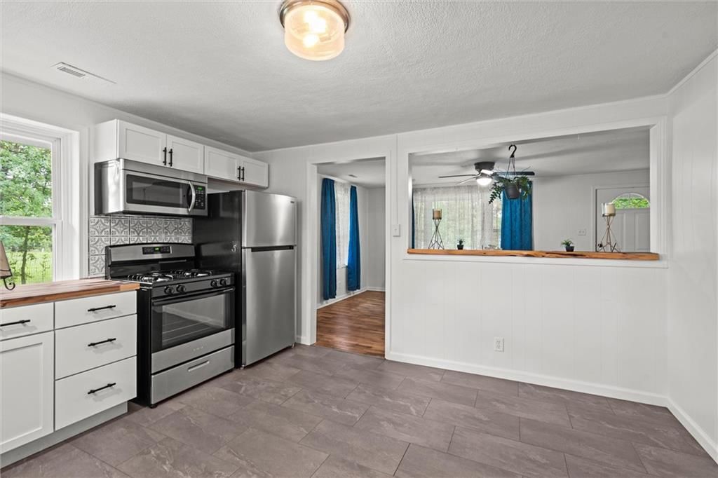 Photo 12 of 26 - 908 N 8th Street