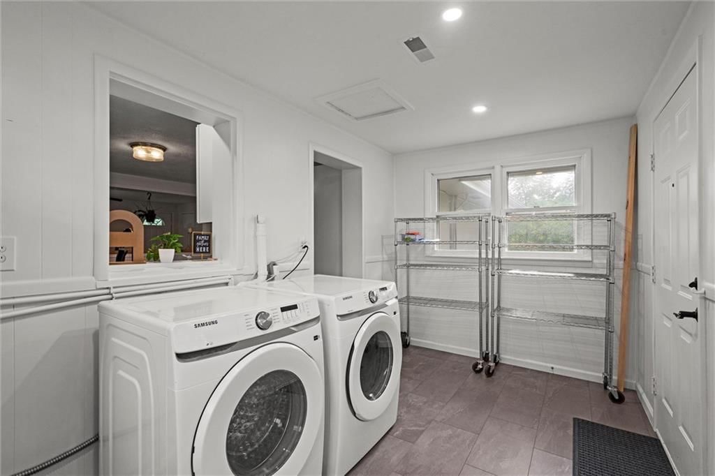 Photo 23 of 26 - 908 N 8th Street