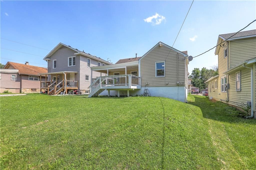 1212 Everett Avenue — photo 32