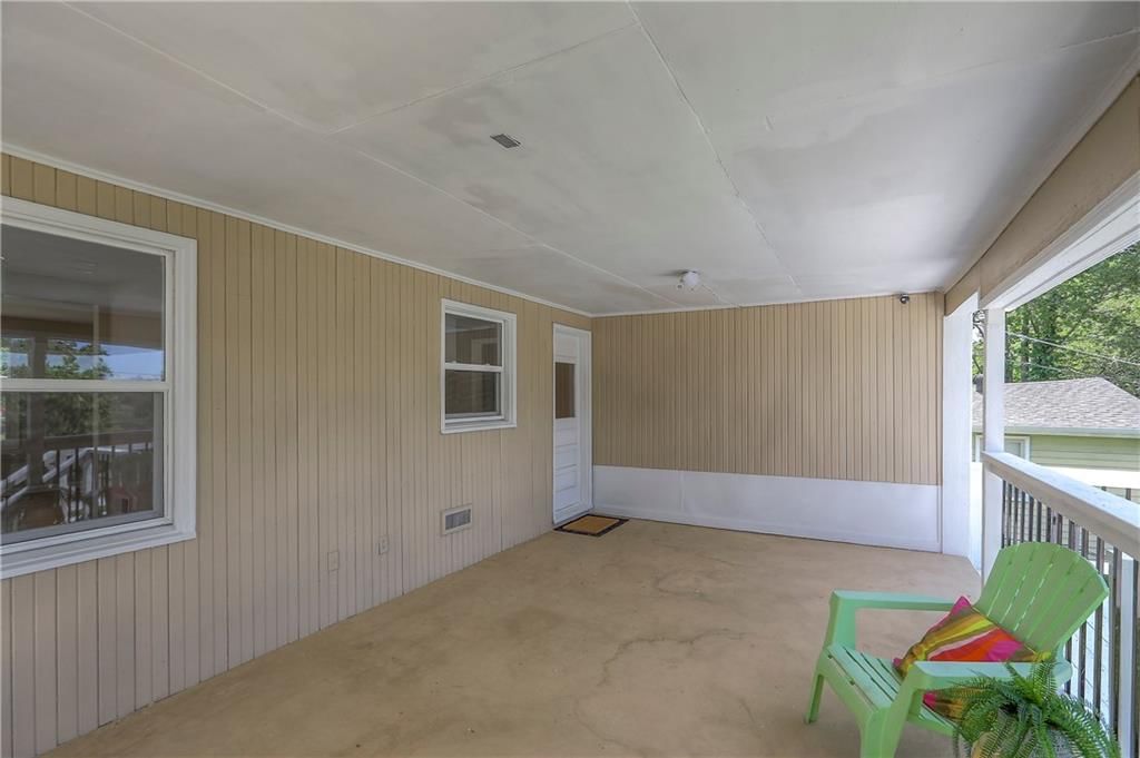 1212 Everett Avenue — photo 40