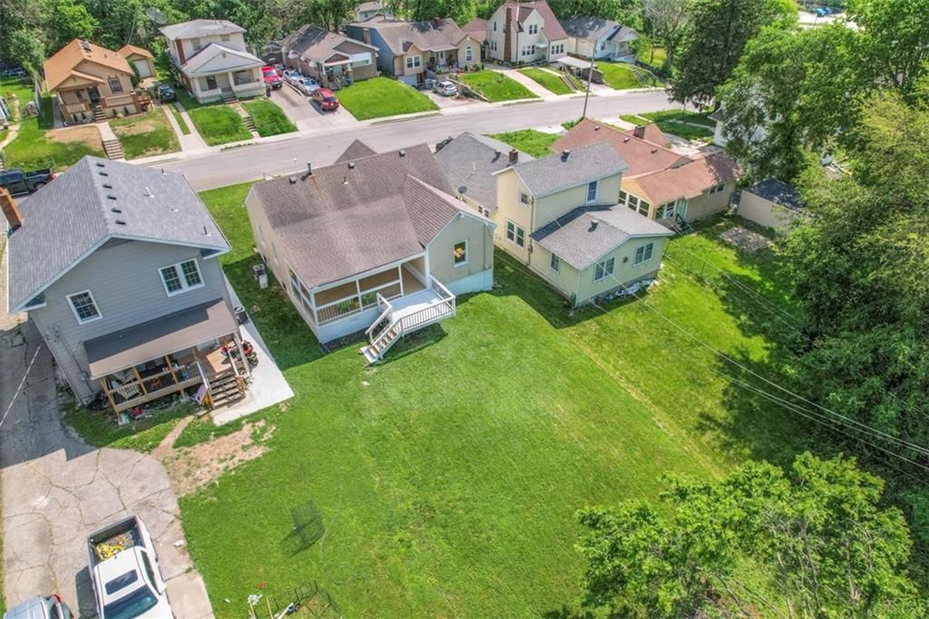 1212 Everett Avenue — photo 49