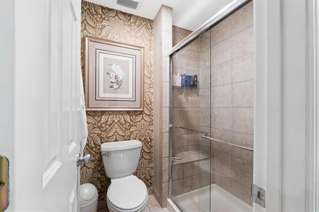4325 W 112th Street — photo 22