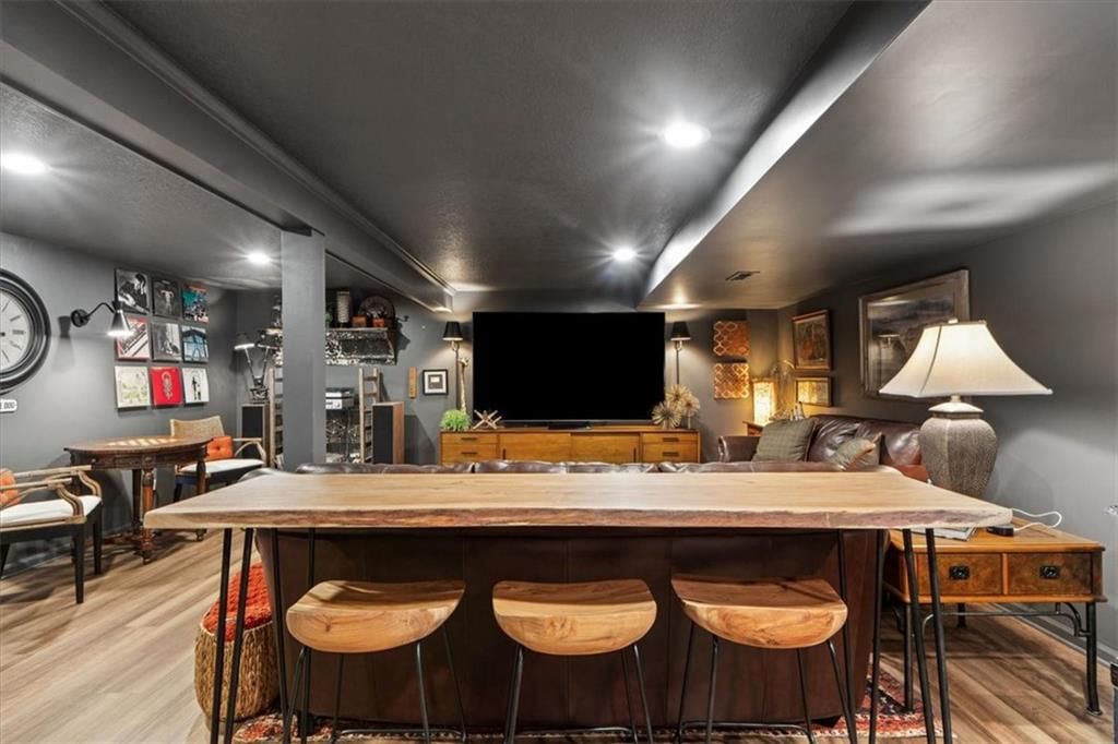4325 W 112th Street — photo 30