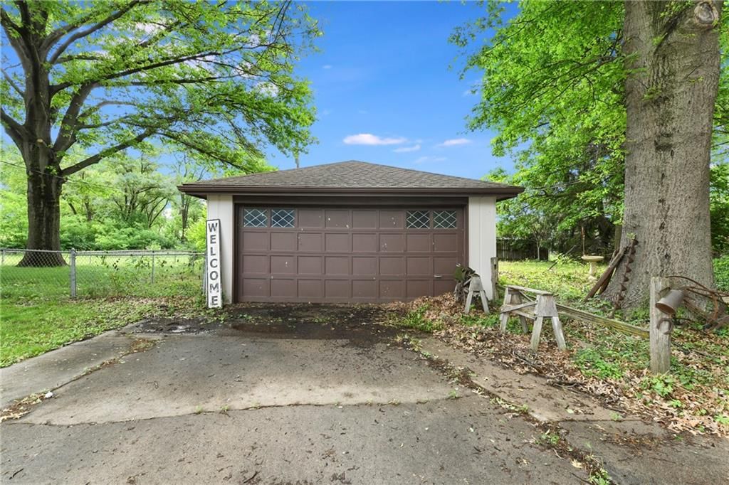 1131 Wildwood Street — photo 41