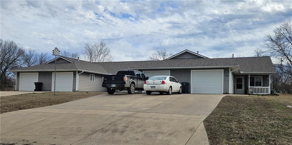 205 Indiana Street — photo 4