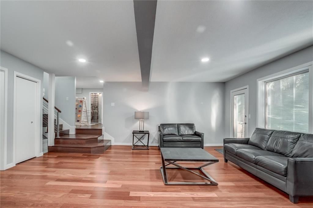12204 Catalina Street — photo 32