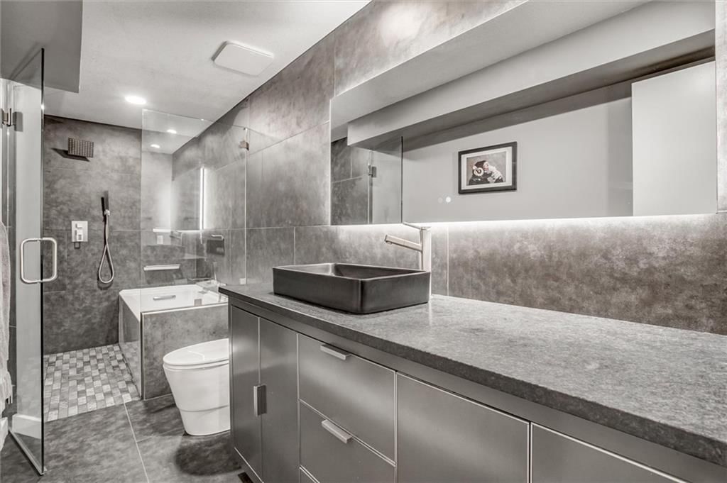 12204 Catalina Street — photo 36