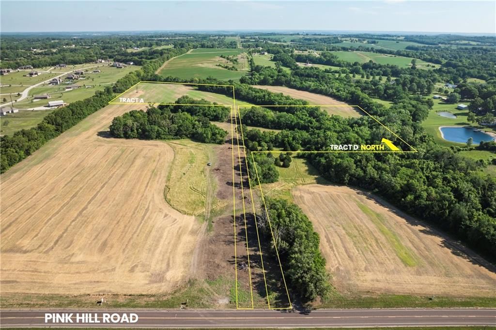 Photo 5 of 13 - 33804 E Pink Hill Rd, Tract A N/A