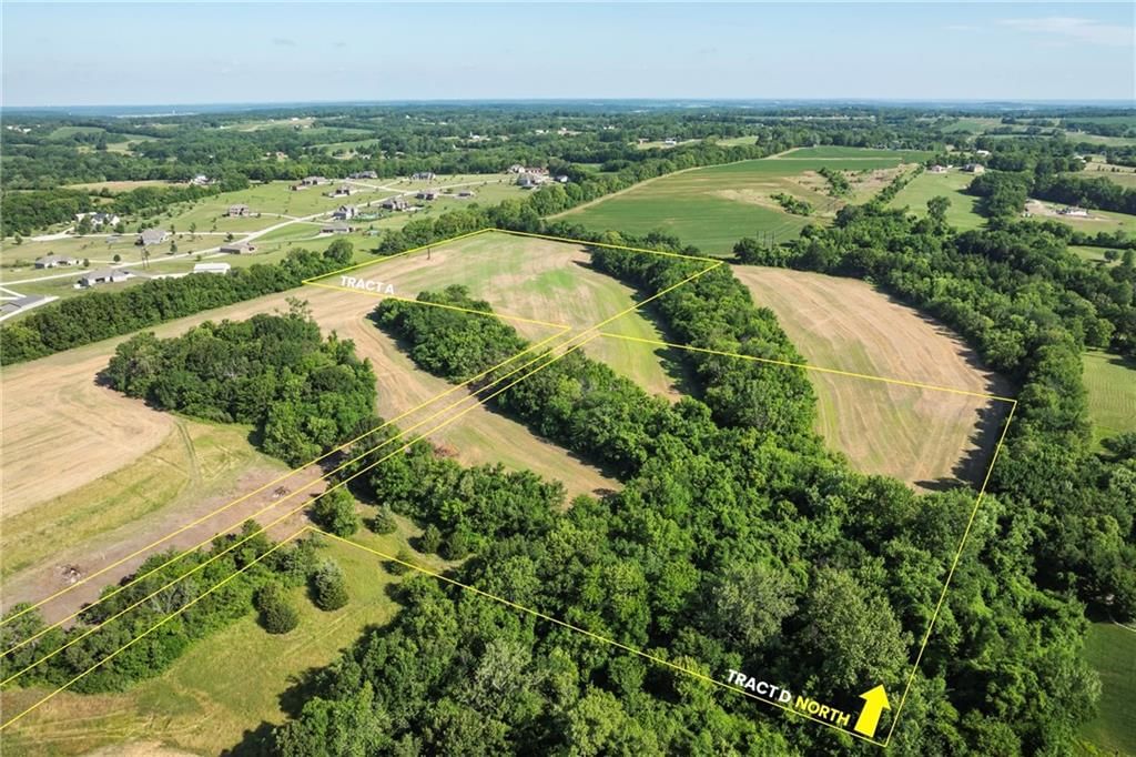 Photo 6 of 13 - 33804 E Pink Hill Rd, Tract A N/A