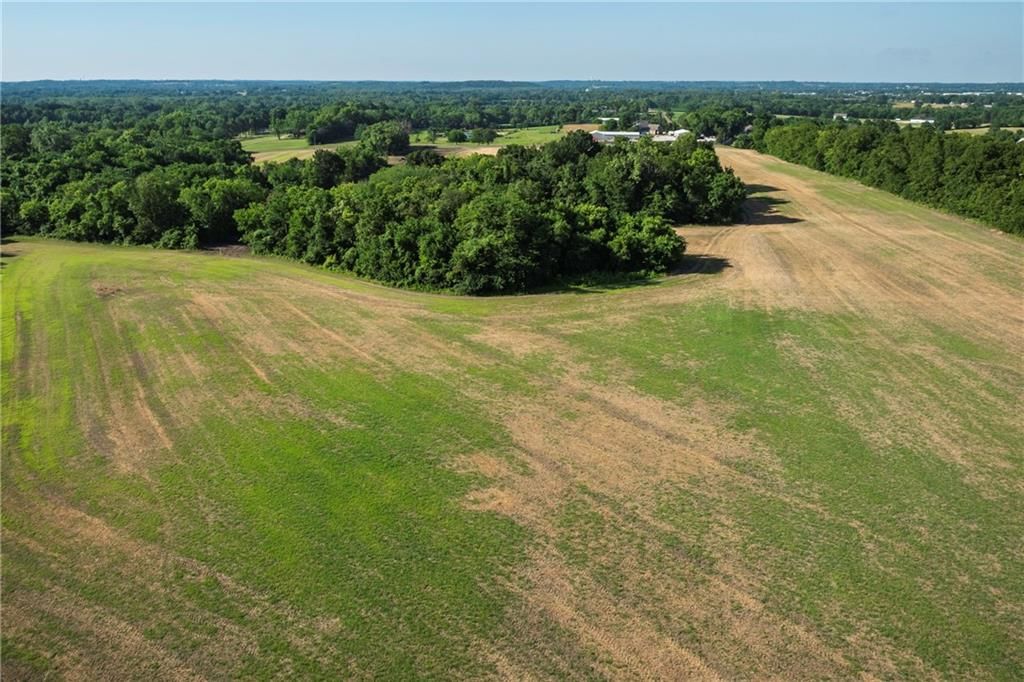 Photo 9 of 13 - 33804 E Pink Hill Rd, Tract A N/A