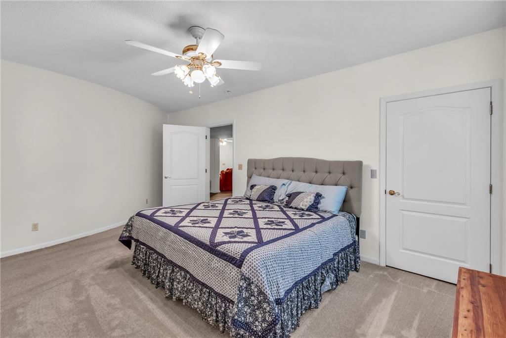 521 Country Club Square Drive — photo 31