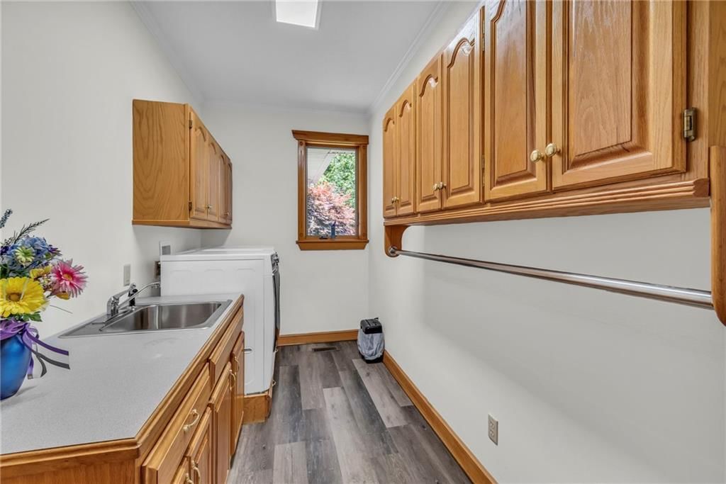 521 Country Club Square Drive — photo 34