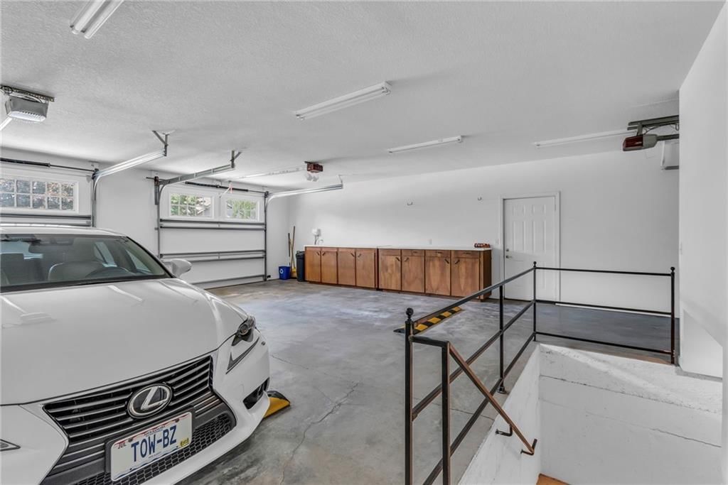 521 Country Club Square Drive — photo 36