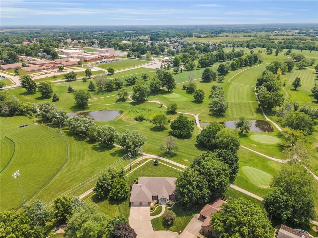 521 Country Club Square Drive — photo 47