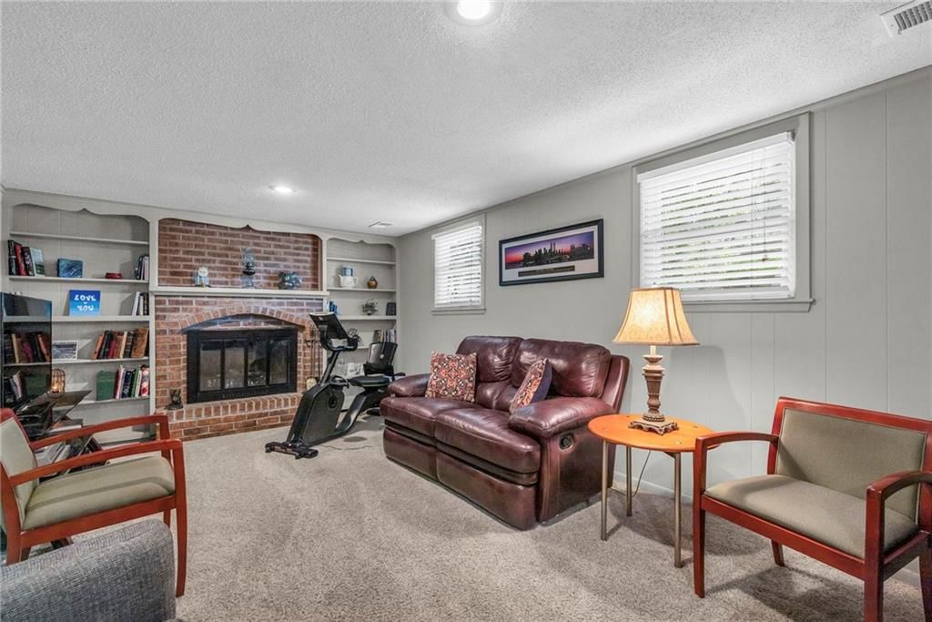 12310 W 68th Street — photo 13