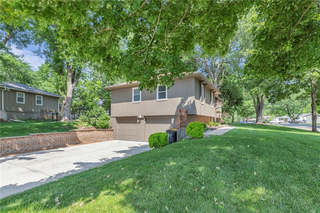 12310 W 68th Street — photo 15