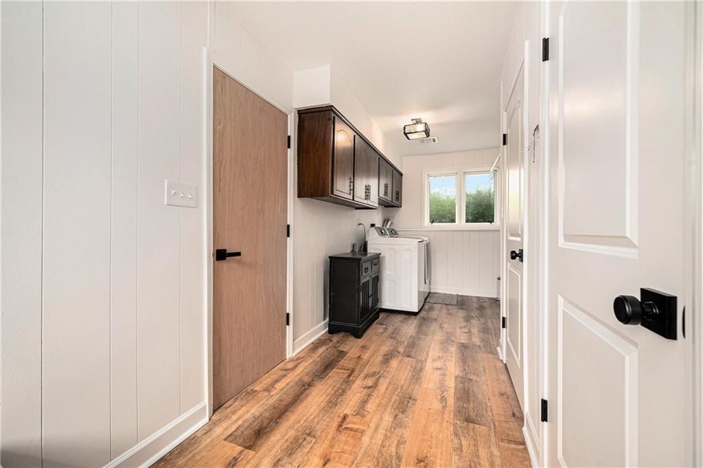 422 N Winnebago Drive — photo 14