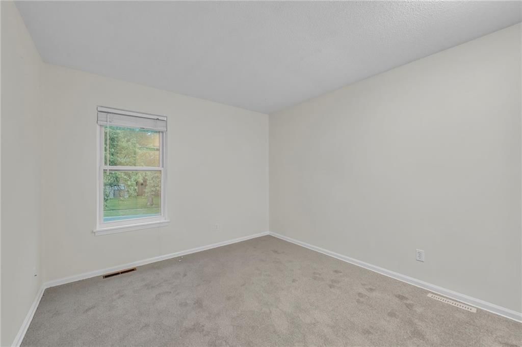 9210 Robinson Street — photo 25