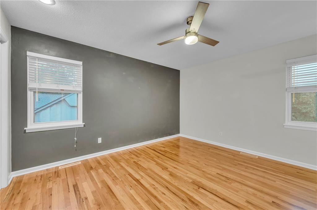 9210 Robinson Street — photo 29