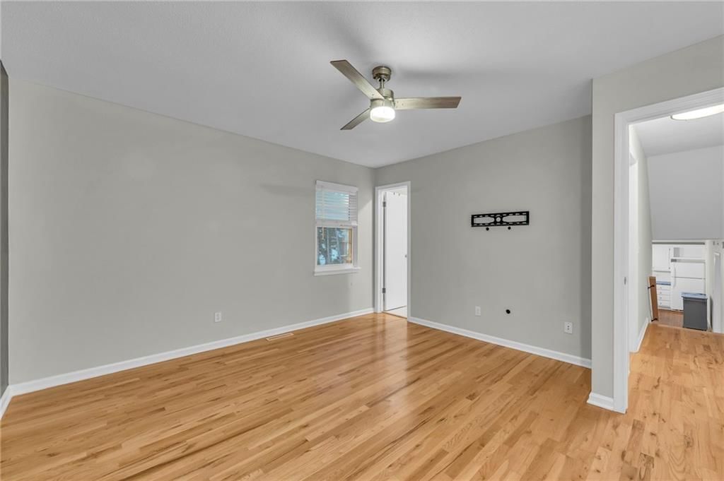 9210 Robinson Street — photo 31