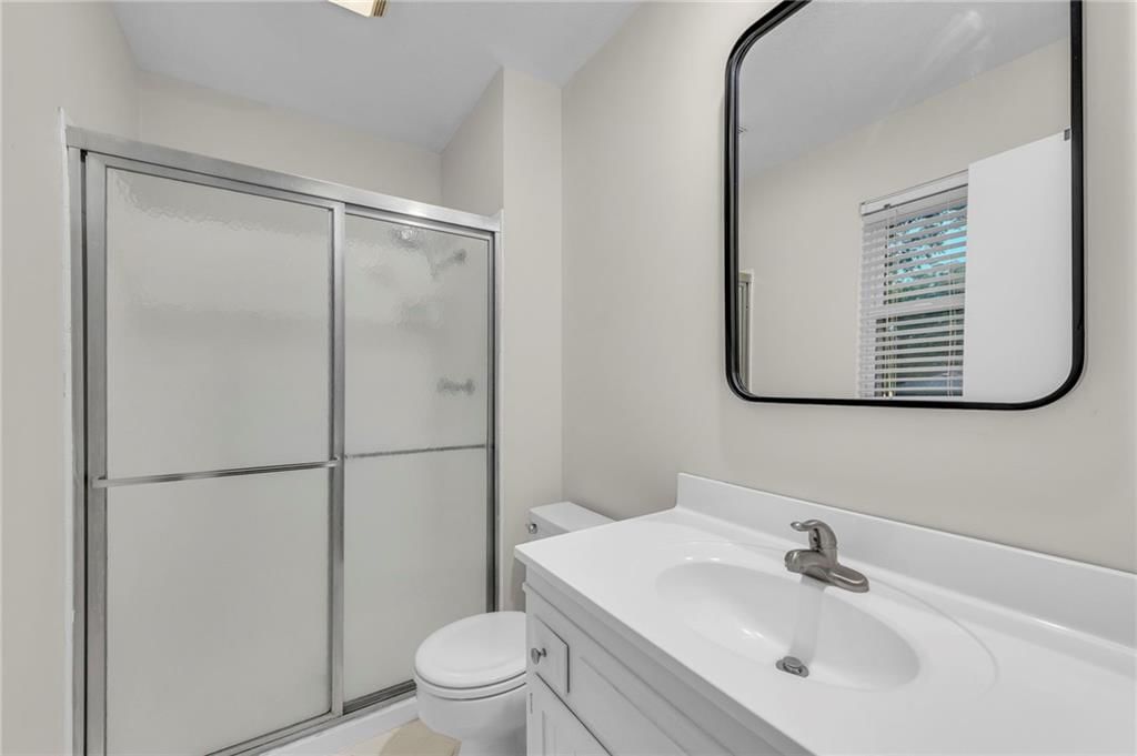 9210 Robinson Street — photo 32