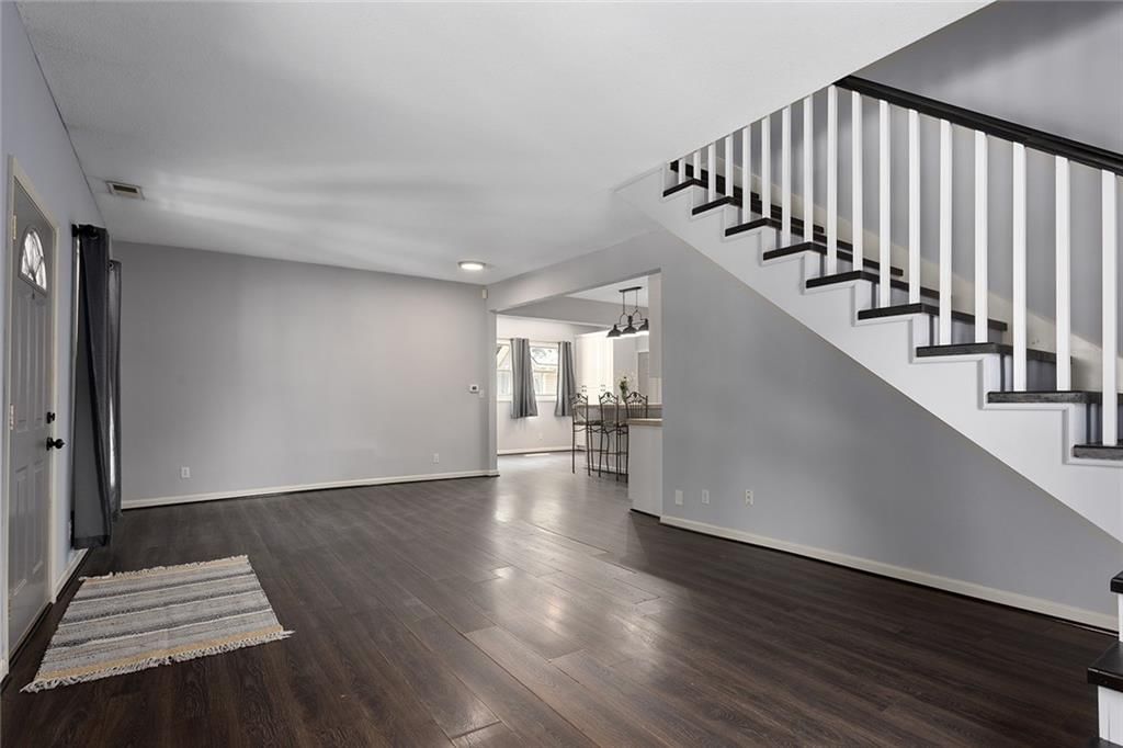 8220 Wyandotte Street — photo 6