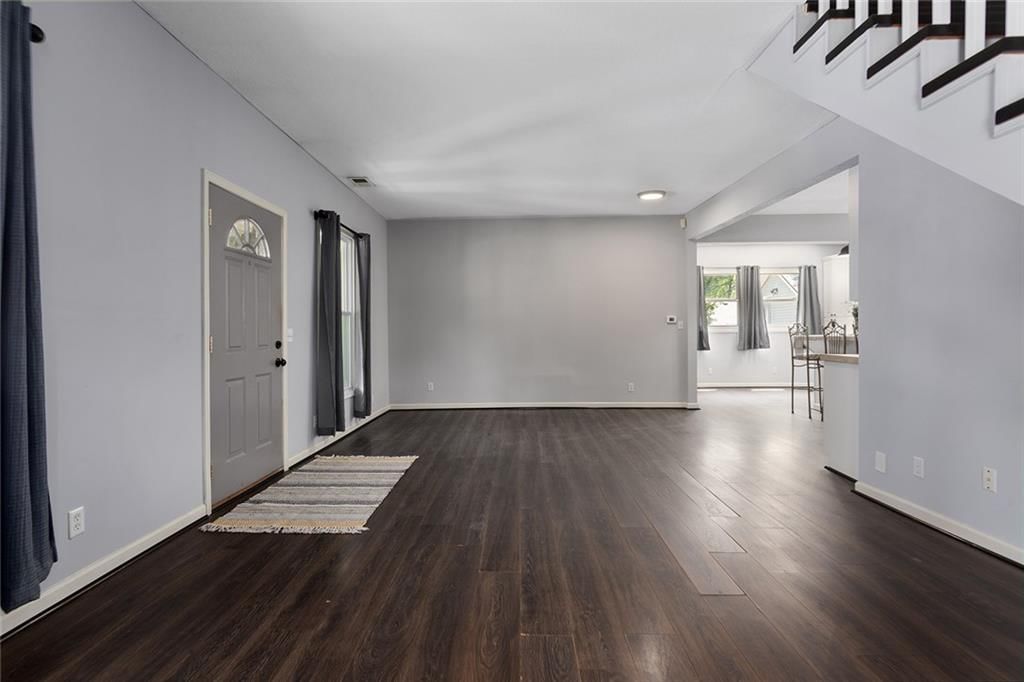 8220 Wyandotte Street — photo 7