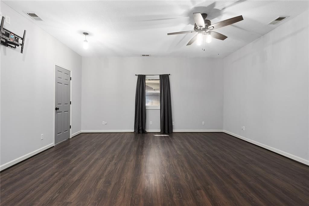 8220 Wyandotte Street — photo 21
