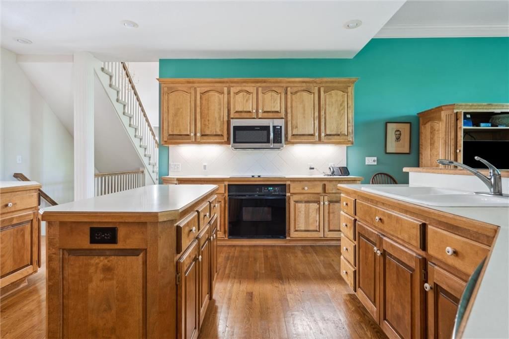 14913 W 72nd Street — photo 16