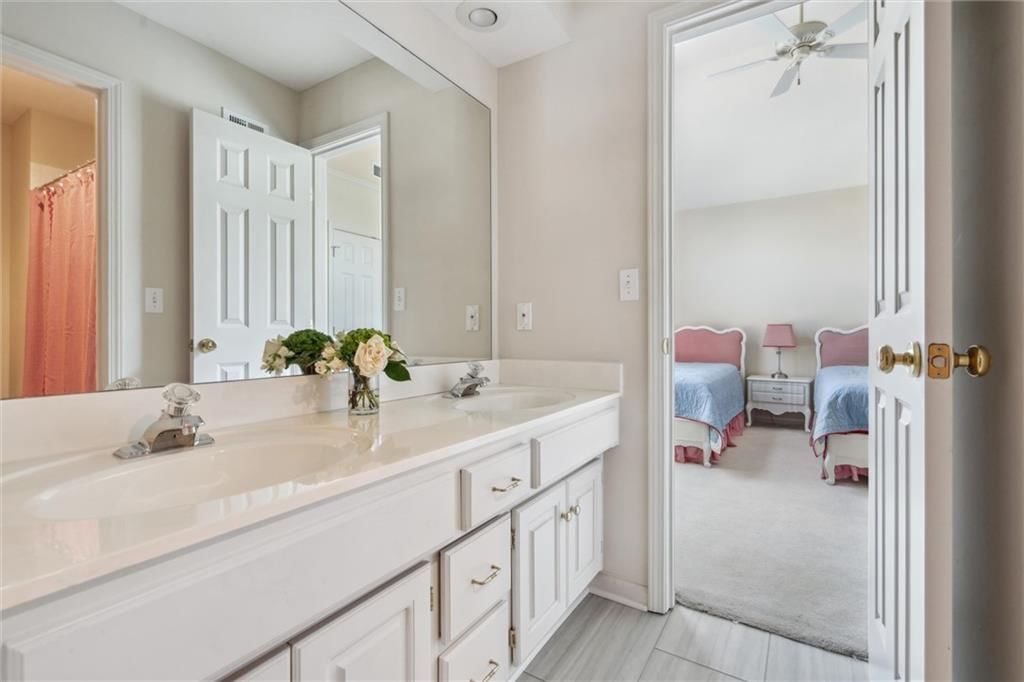 14913 W 72nd Street — photo 28