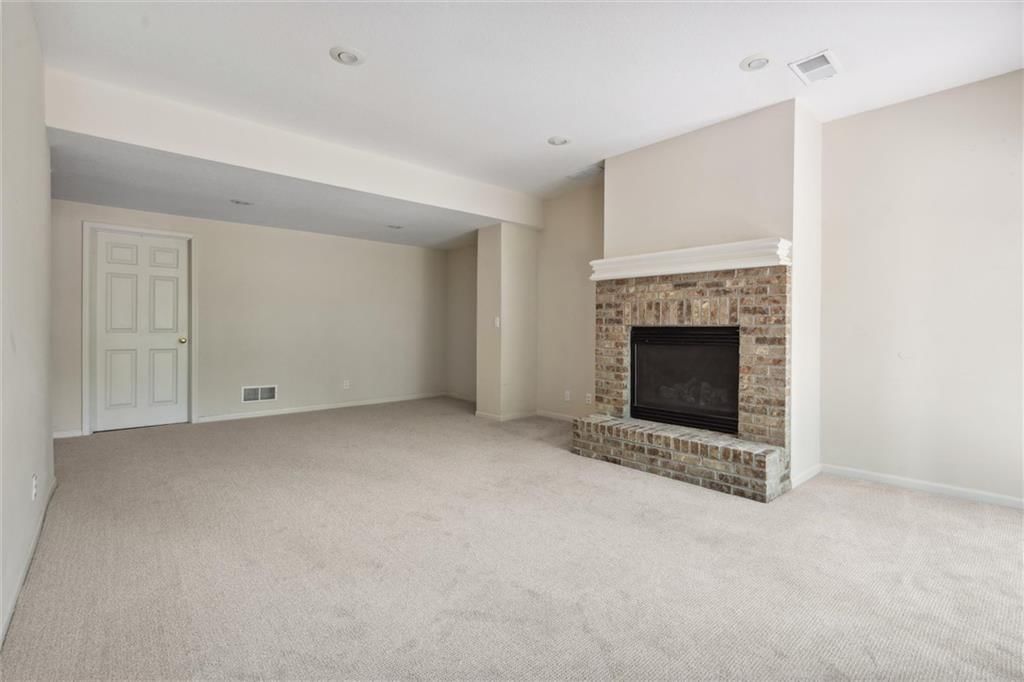 14913 W 72nd Street — photo 32