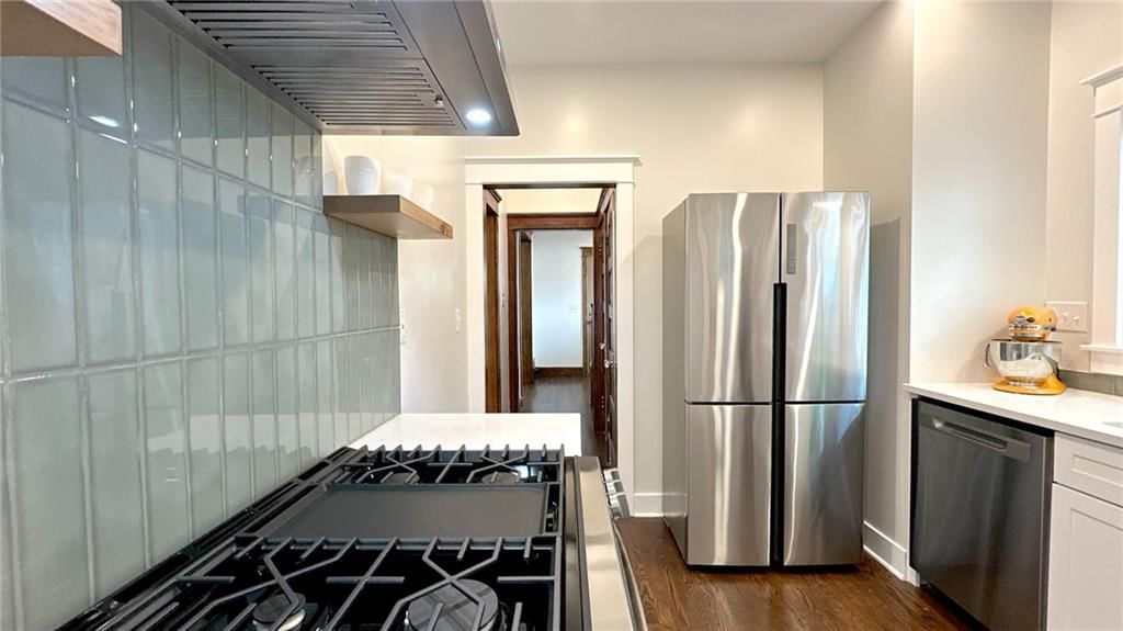 1014 E 42nd Street — photo 12