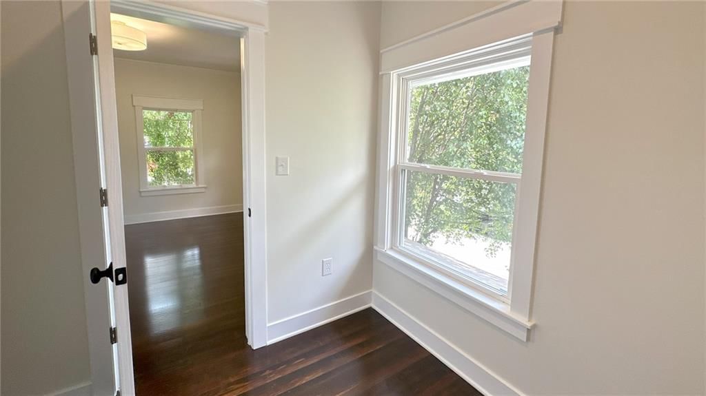 1014 E 42nd Street — photo 25
